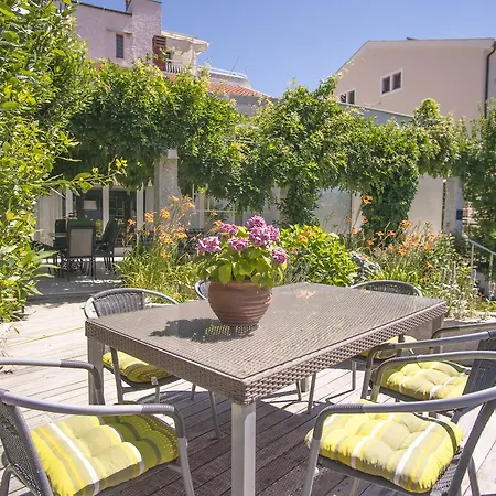 Pensjonat Stefs Place Pjescana Uvala
