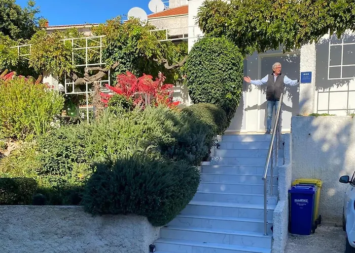 Stefs Place Gostinjska kuća